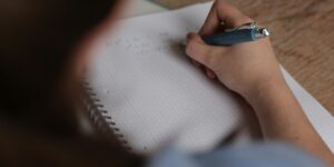 Tips skripsi selesai 2 bulan
