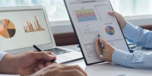 format tabel analisis data skripsi